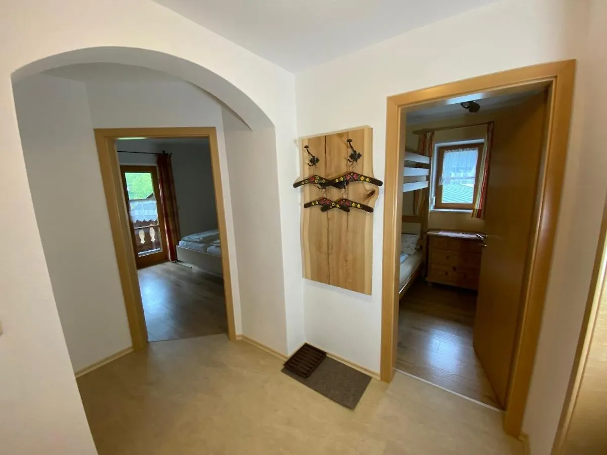 Apartment Ferienwohnungen Haus Salzgau Schoenau am Koenigsee Germany